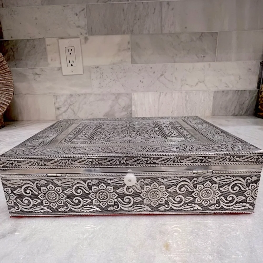 Two Tier Oxidized Elephant Jewelry Box